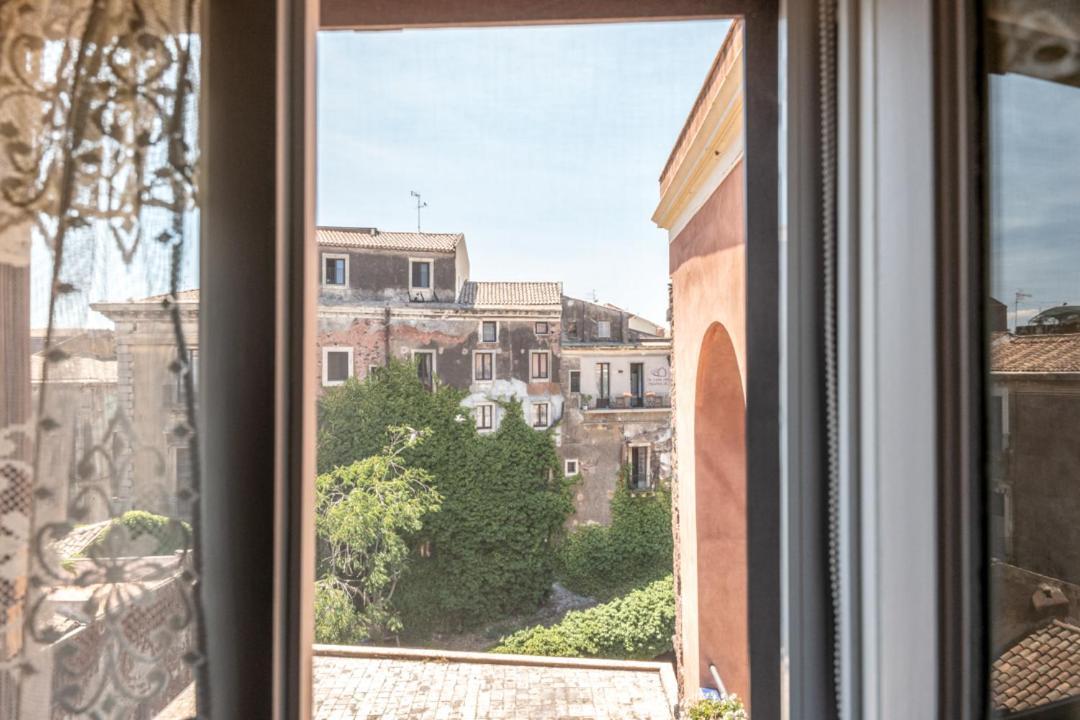 Appartement Finestre Sul Teatro - - Parking Included Catane