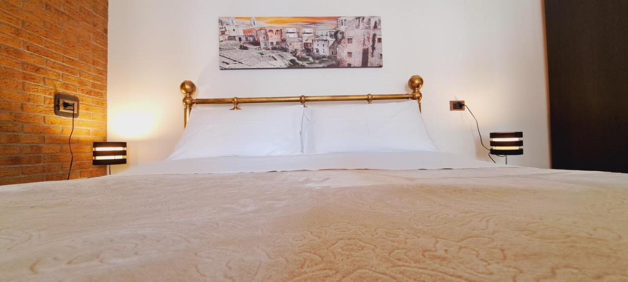 Finestre Sul Teatro - - Parking Included Apartment