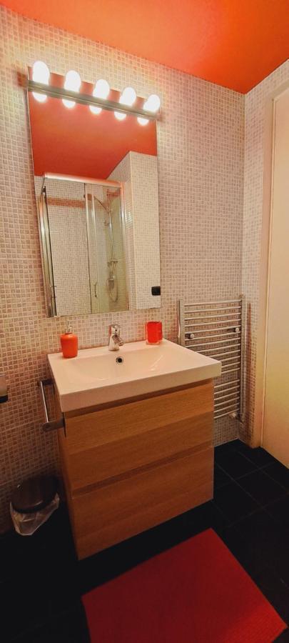 Apartment Finestre Sul Teatro - - Parking Included
